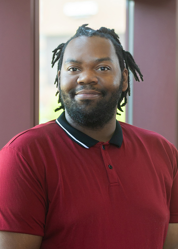 Jakhari May, Assistant Retail Manager